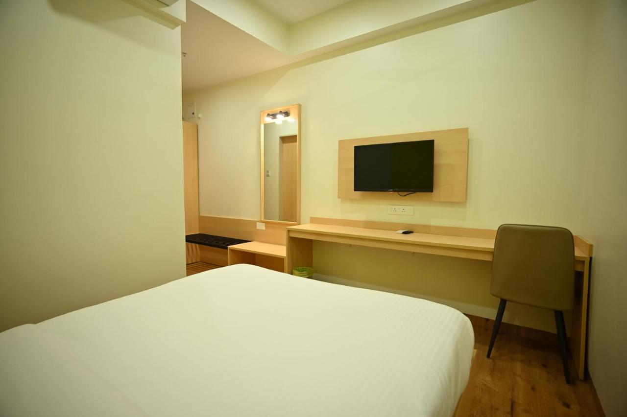 Hotel City Centre Lātūr מראה חיצוני תמונה